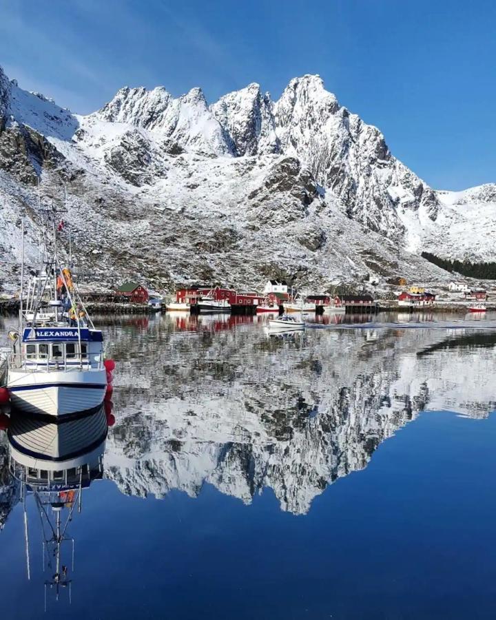 Fish Factory -The Real Lofoten Experience Ballstad Exterior foto