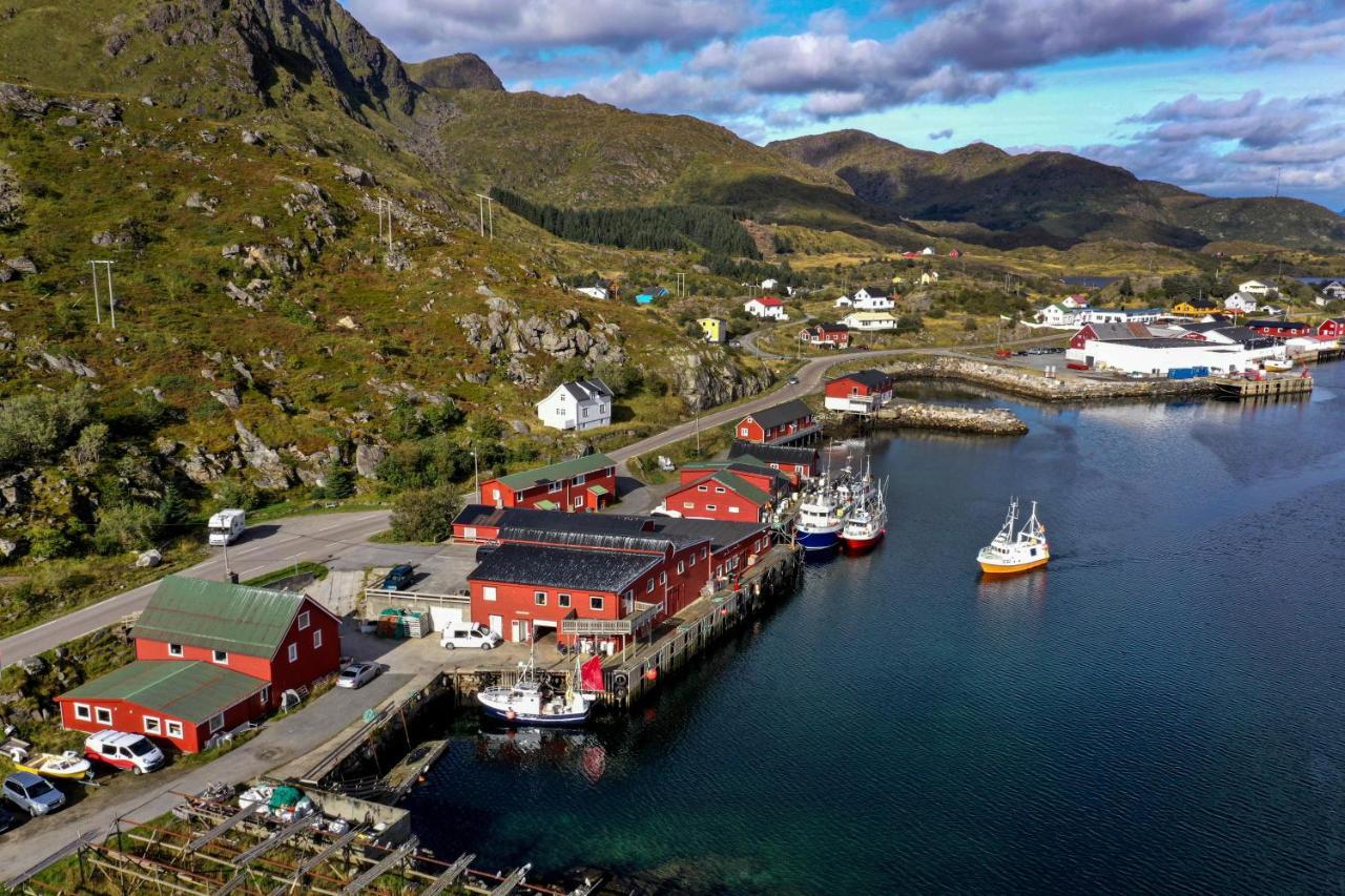 Fish Factory -The Real Lofoten Experience Ballstad Exterior foto